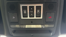 Land Rover Discovery 3.0 D300 Metropolitan Edition 5dr Auto Diesel Station Wagon